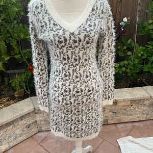 Super Soft & Feminine White Mark Long Sleeve, Form Fitting & Flattering Dress, M